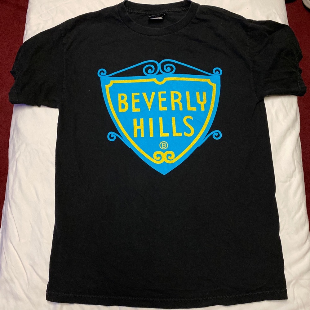 Breezy Excursion Black Beverly Hills Tshirt